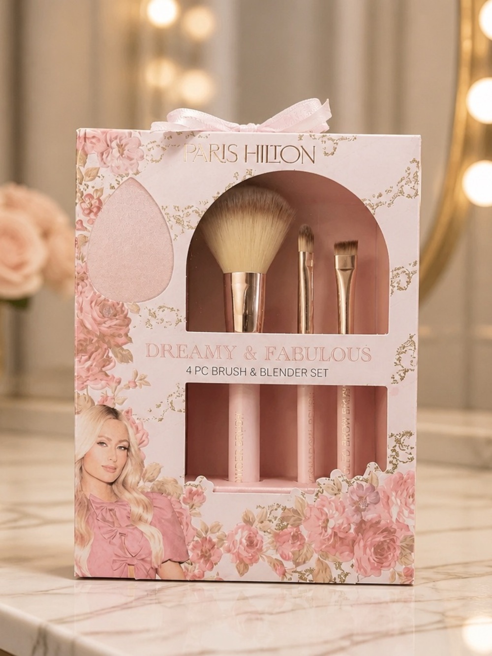 Paris Hilton Dreamy & Fabulous 4 Pc Brush & Blender Set NIB